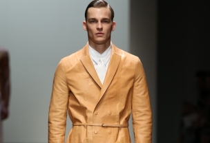 Milan Uomo: DAKS Sana SS16