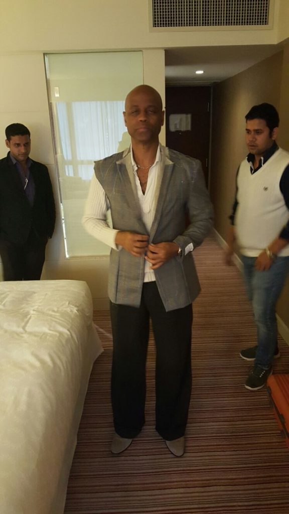 2015-12-08 05.54.09-2 copy