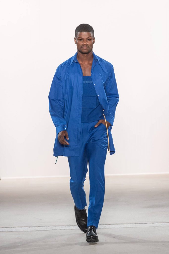 A look from Ivanmnan. Photo from Ivanman.