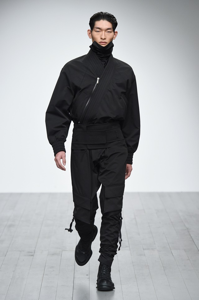 AW18MQ-DGnak-019