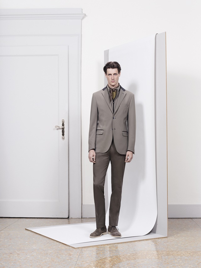 10-MFJ02-My-Riding-Jacket