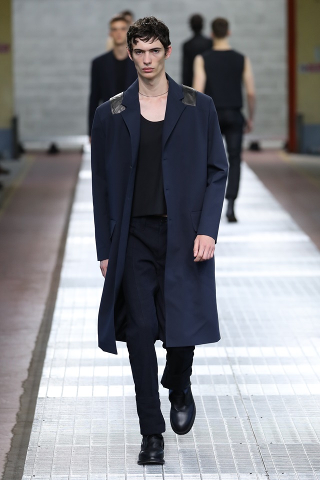 DIRK-BIKKEMBERGS-SS18-Look-6