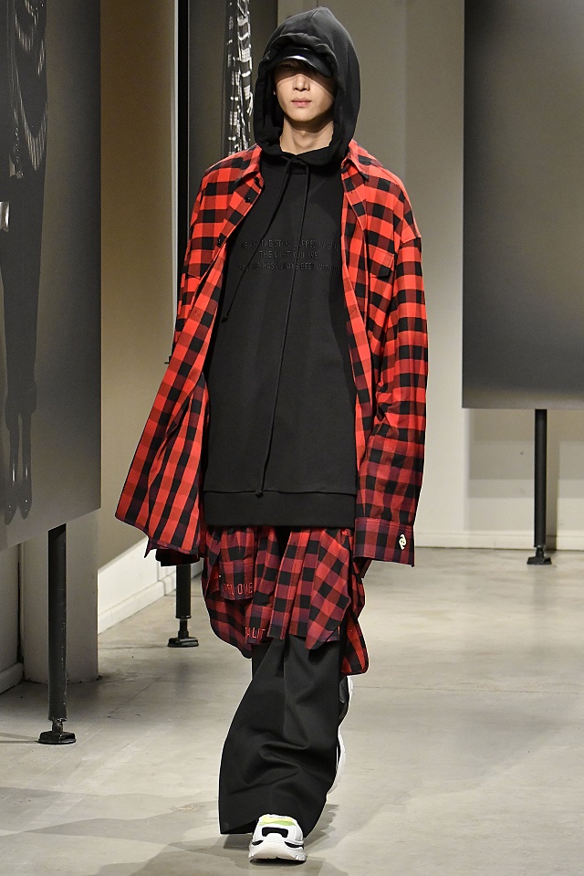 Juun J Paris Fashion Week Men Fall Winter 2018-19 Paris January 2018