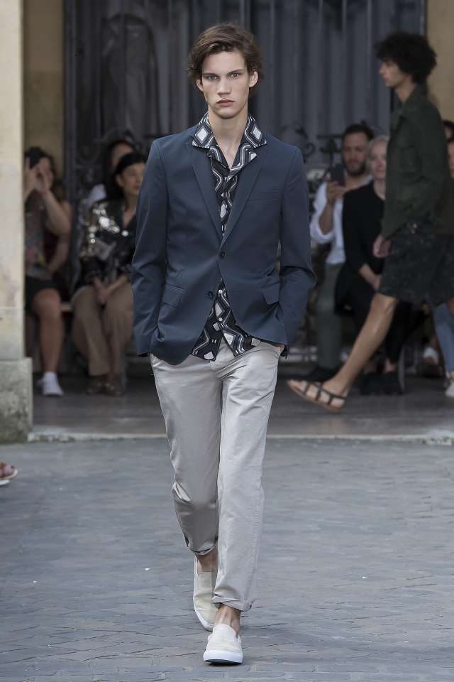 OFFICINE-GENERALE-SS18-2