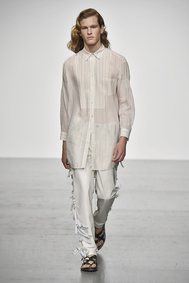 Songzio  Spring Summer 2018London Menswear Fashion Week Copyright Catwalking.com'One Time Only' PublicationEditorial Use Only