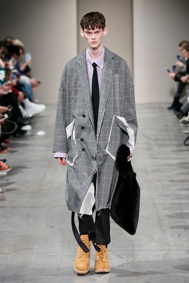 sulvam_FW1819_look-02