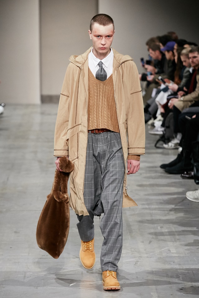 sulvam_FW1819_look-21